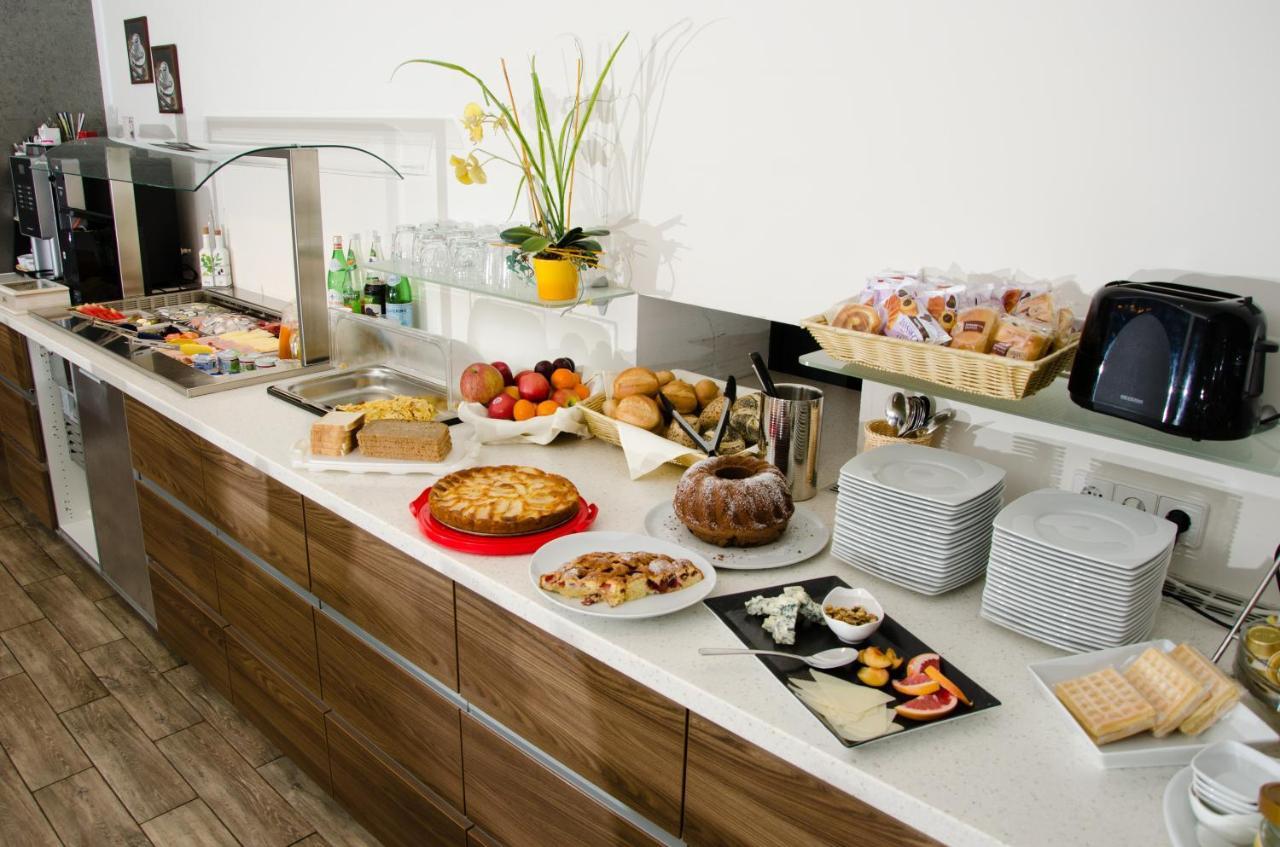 Hotel -Restaurant Taormina Birkenfeld  ภายนอก รูปภาพ